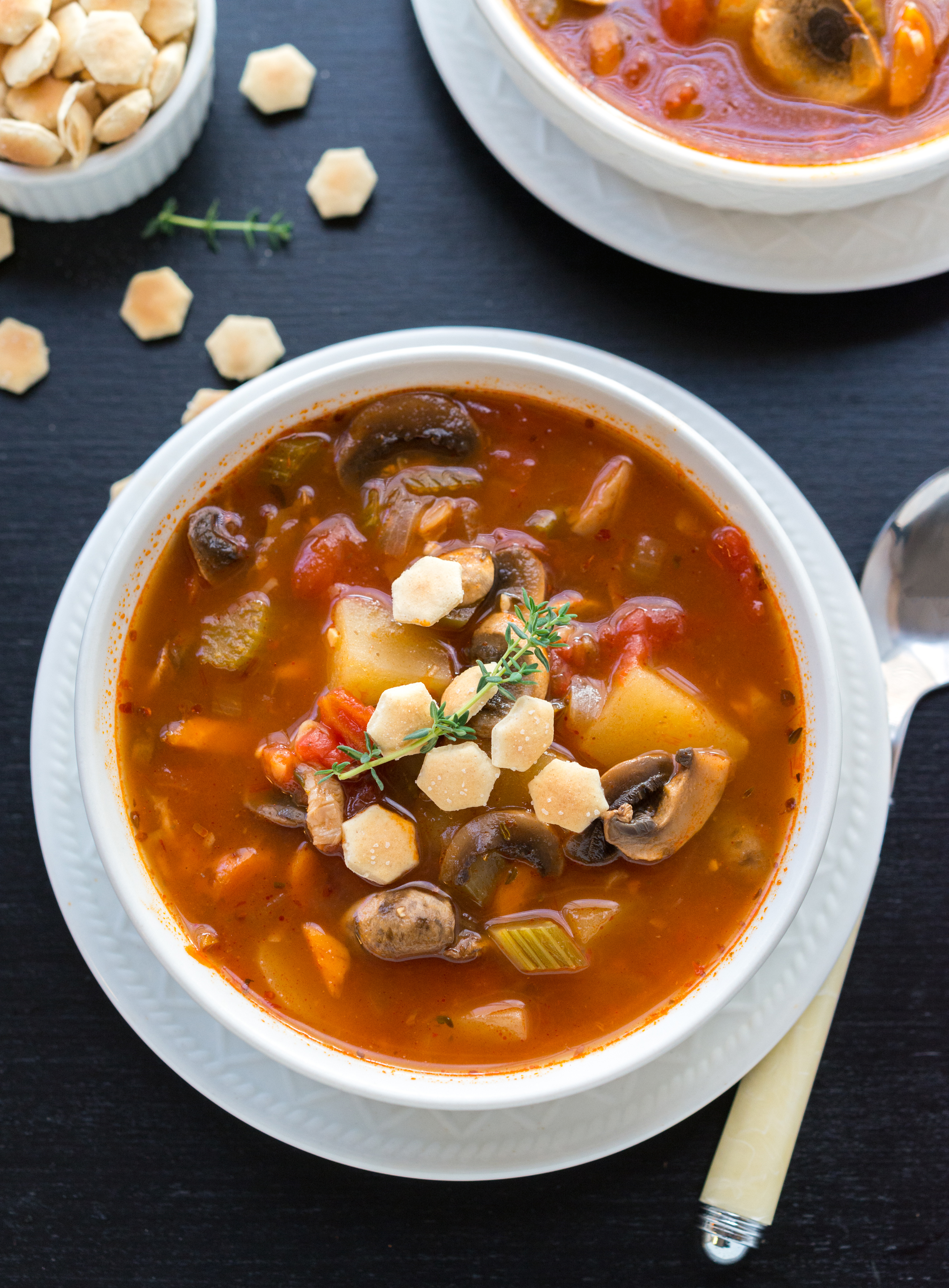 Manhattan Glam Chowder - VEGAN MOSVEGAN MOS